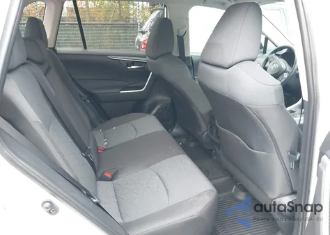 2025 Toyota Rav4 Xle z USA, uszkodzony, nr VIN 2T3P1RFV3SW558748